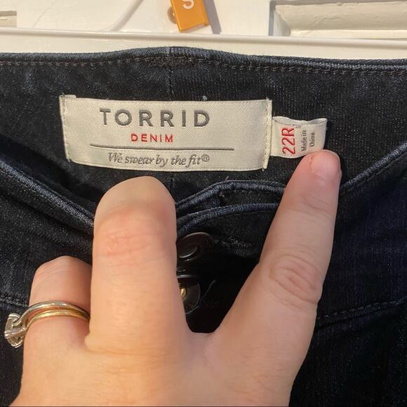 TORRID Jeans Womens Size 22 Super Stretch Jeggings 22R Black High Waisted Mom - Picture 2 of 5